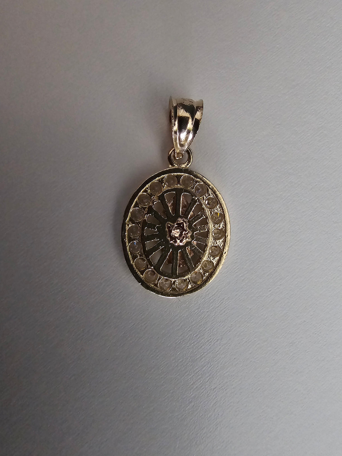 14k La Virgen de Guadalupe Pendant