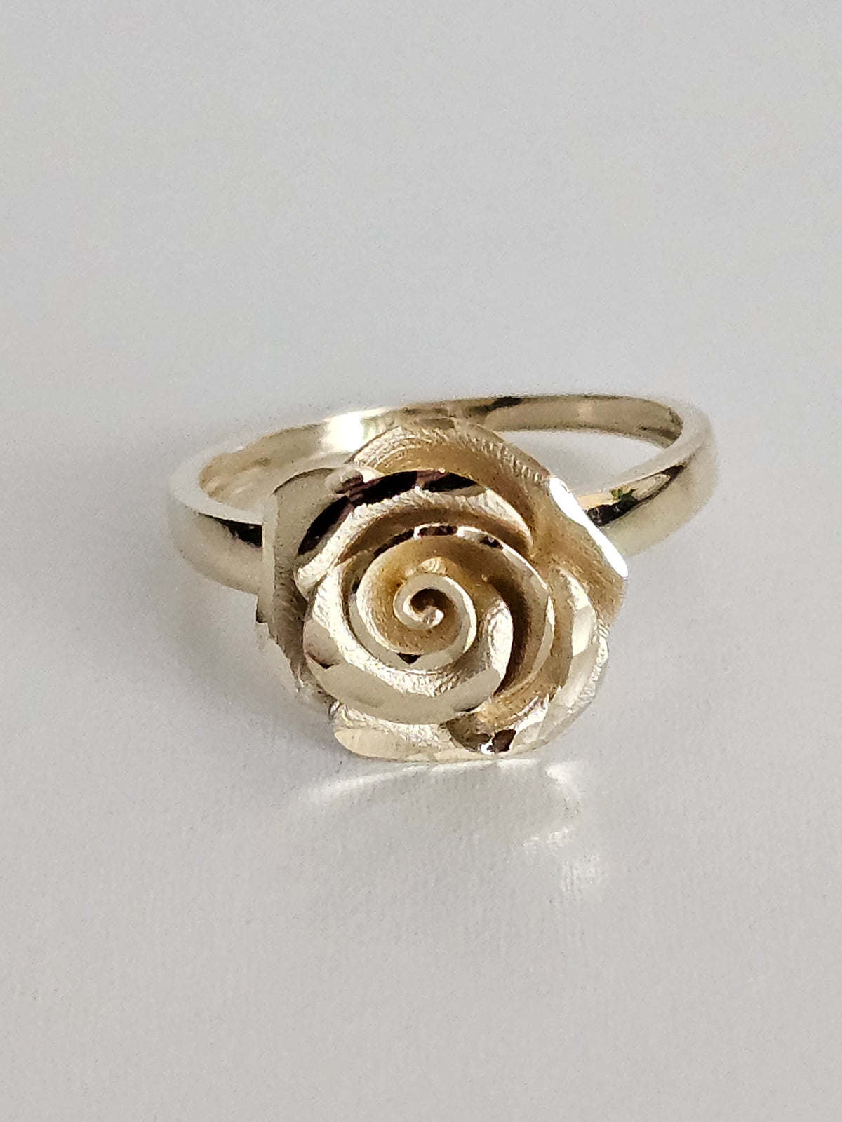 14k solid gold ring