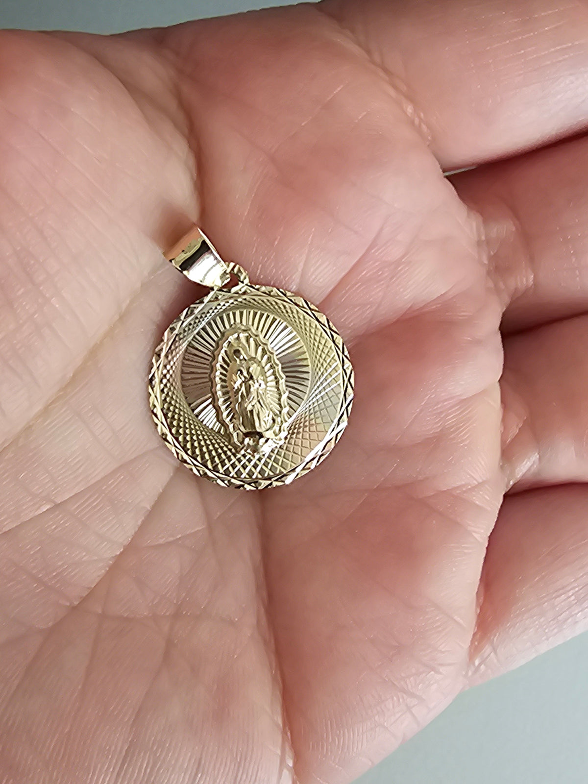 Medalla de la Virgen de Guadalupe