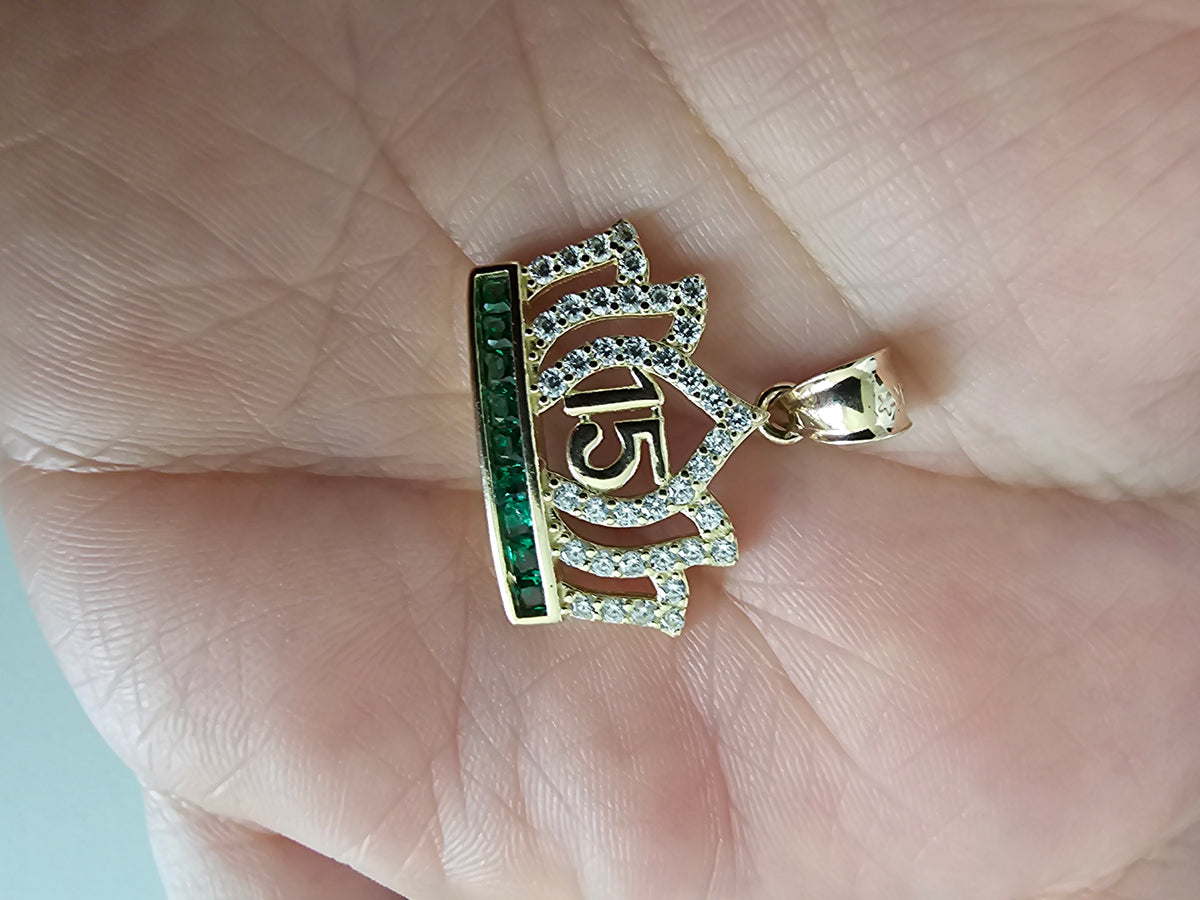 14k Solid Gold Quinceñera Pendant