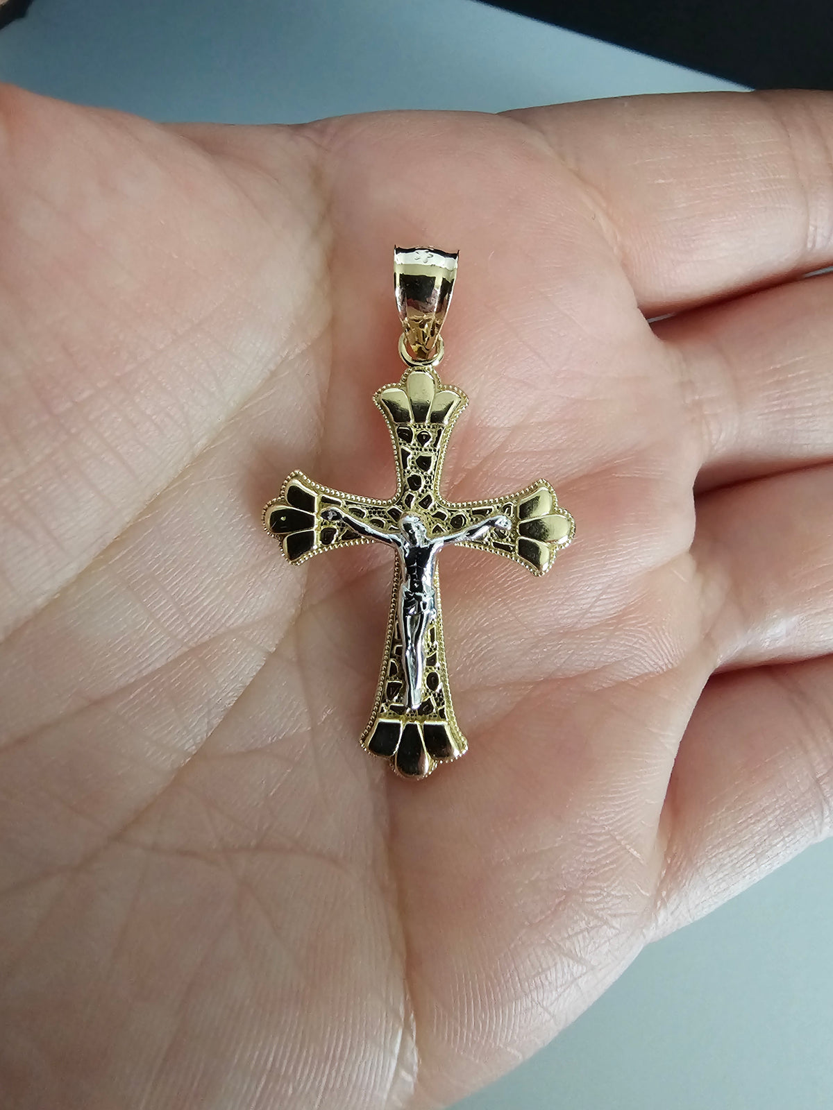 14k Solid Gold Crucifix Pendant