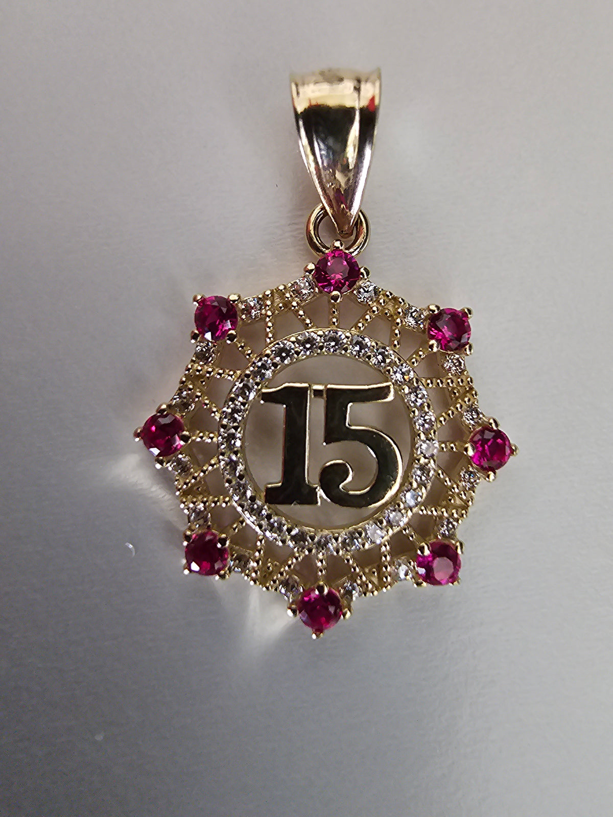 Dije para Quinceañera Oro Solido 14k